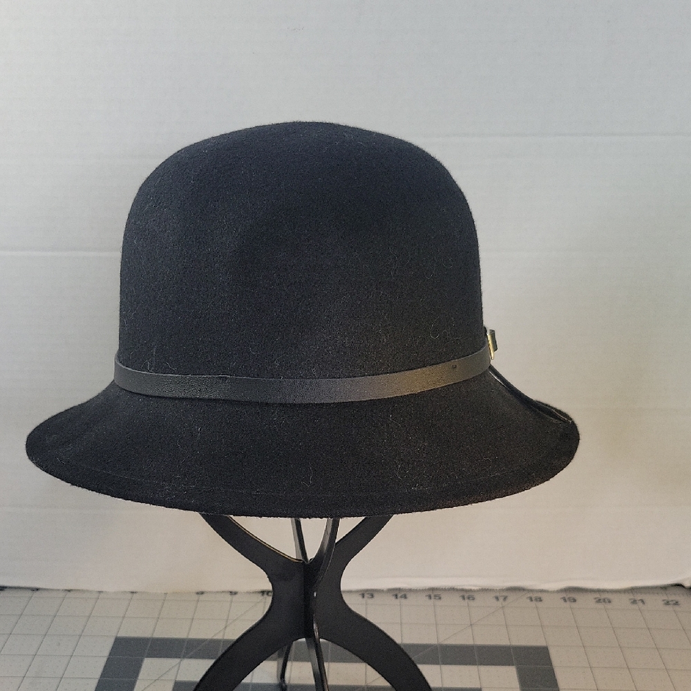 Marcus Adler Black Cloche/Bucket Hat Classic Fall Winter NWT